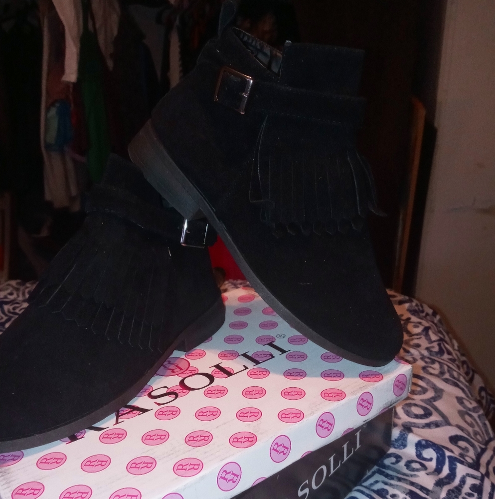 Rasolli black fringe booties